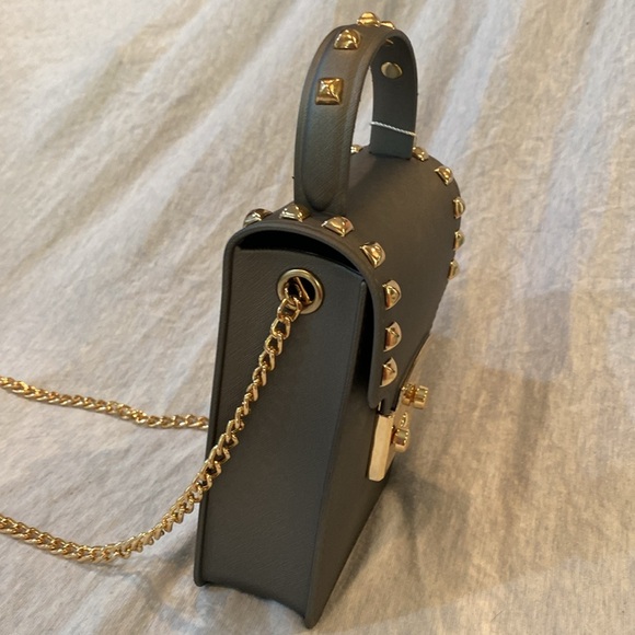 Elegant Gold RockStudded, Chain Strap, Crossbody Top Handle Bag Steel Gray NWT - Picture 6 of 14